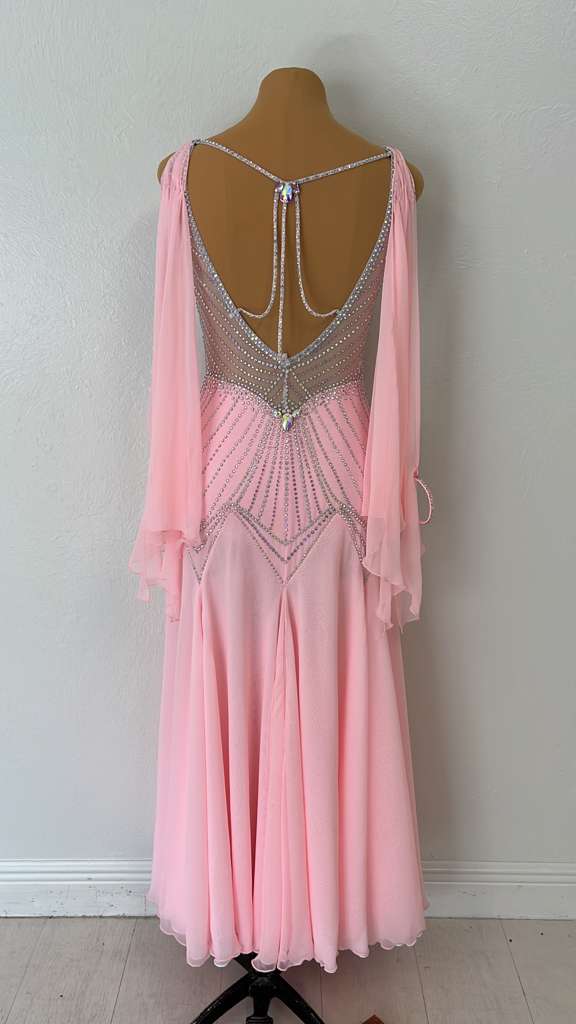 Blush Elegance #R1621