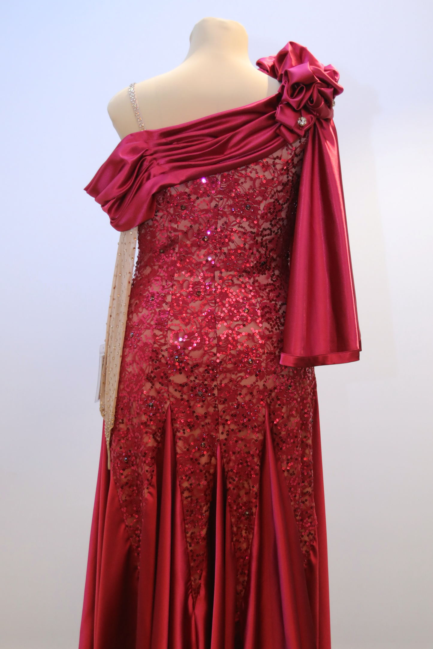 The Garnet Rose #R4594